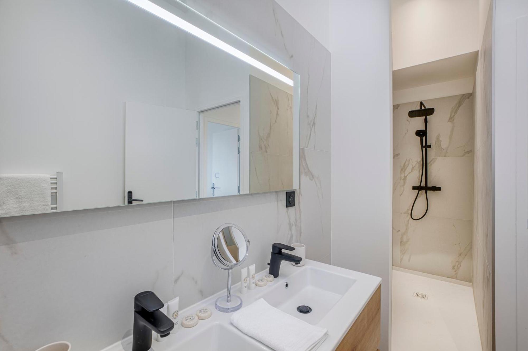 1 - Grand Appartement Spacieux Dans Un Chateau Du 17Eme Siecle, A 15Min De Lyon Vourles 외부 사진