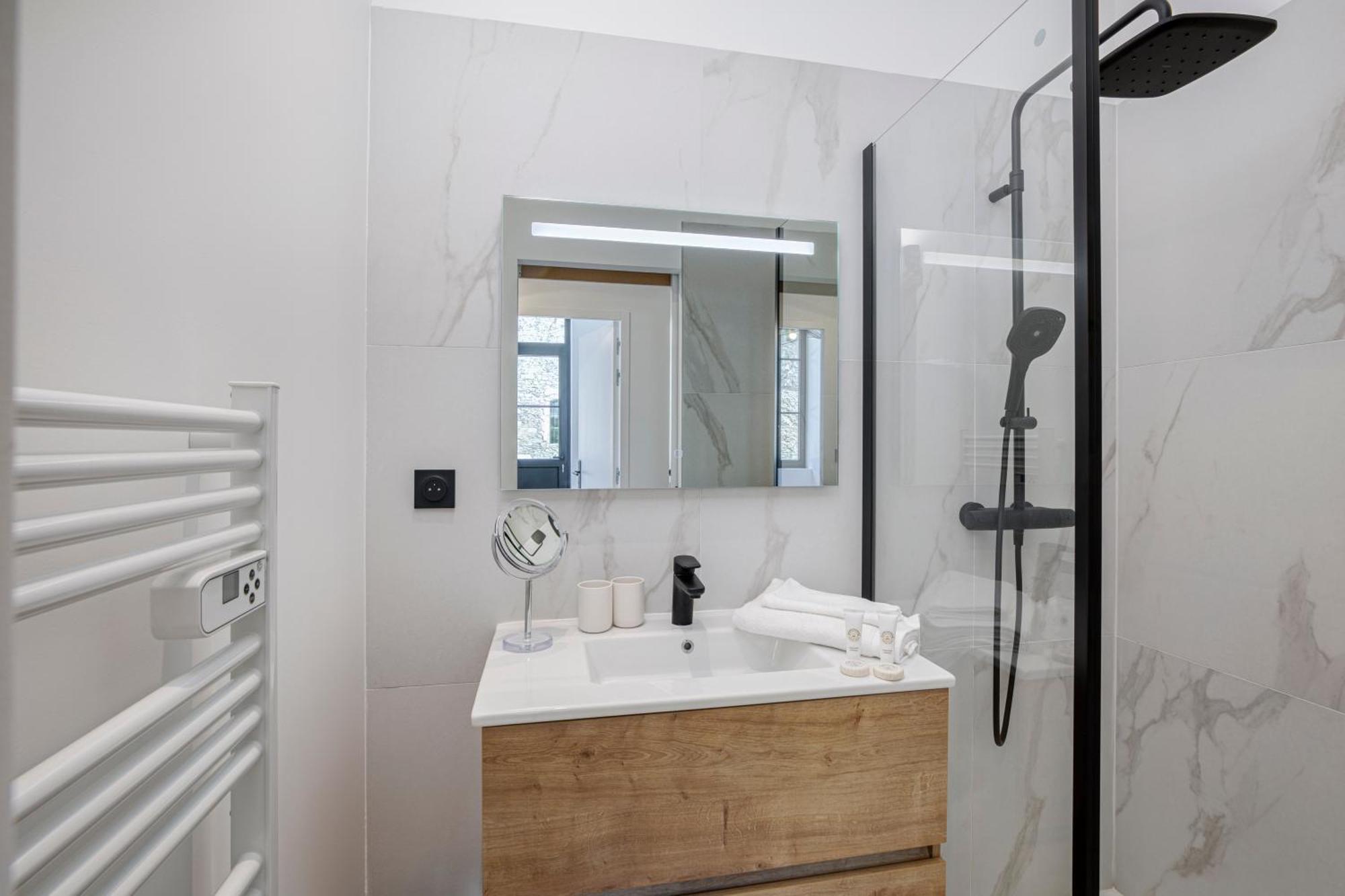 1 - Grand Appartement Spacieux Dans Un Chateau Du 17Eme Siecle, A 15Min De Lyon Vourles 외부 사진